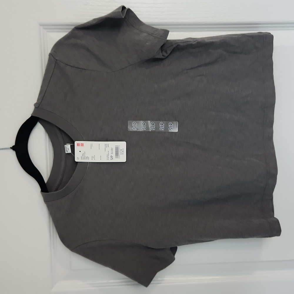UNIQLO Cotton Crop Top